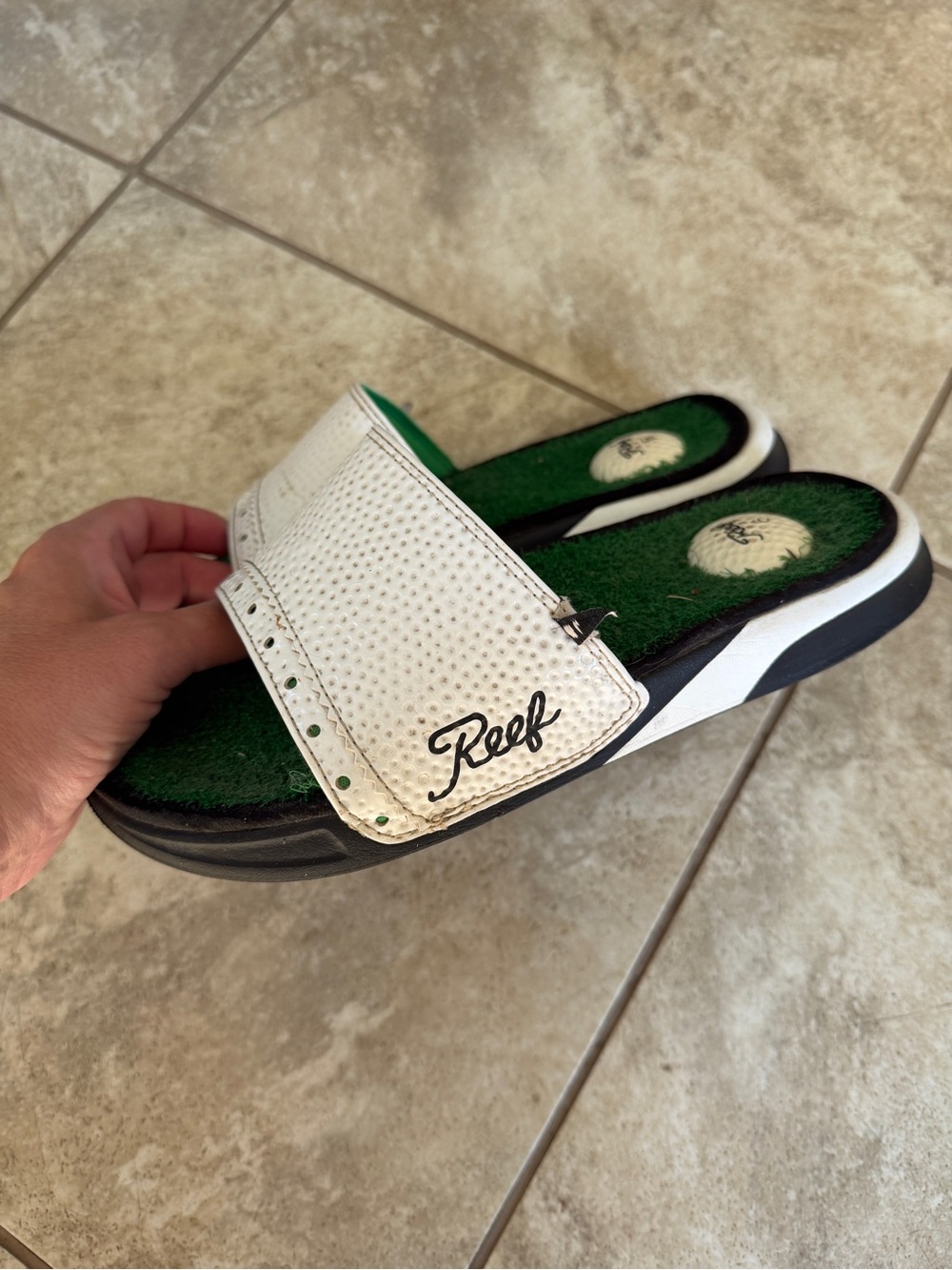 Reef Mulligan Slides